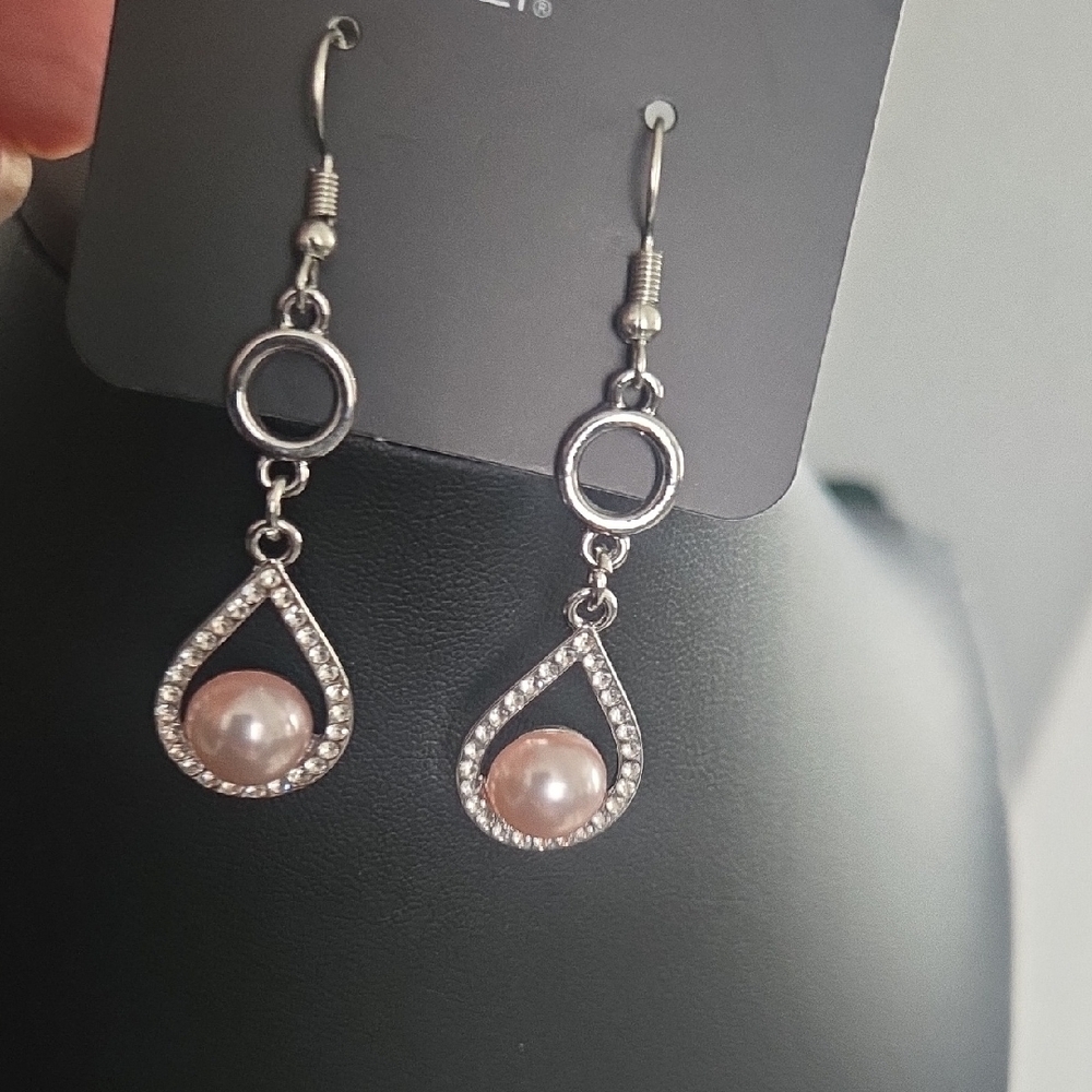 paparazzi Silver-Tone Teardrop Earrings with Pink Pearls